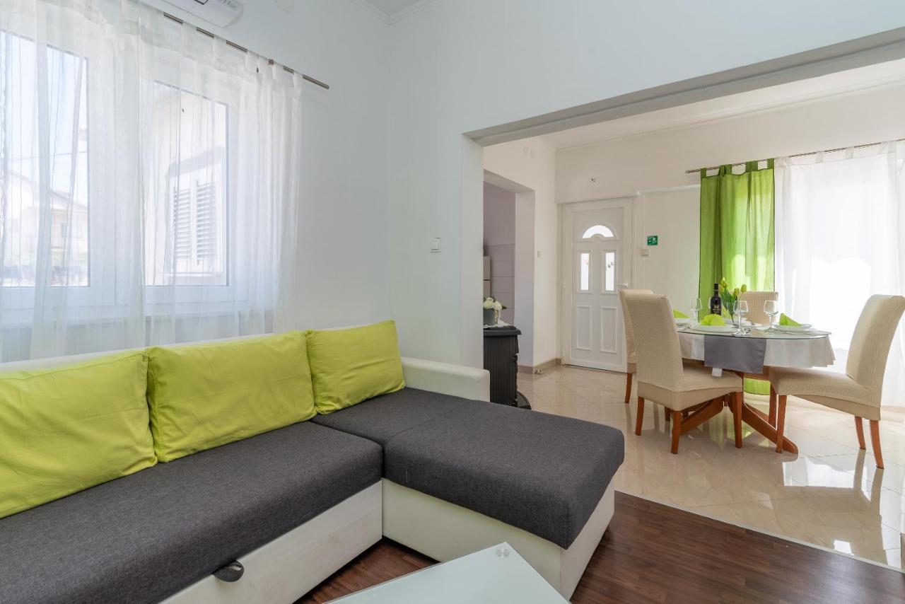 Apartment Roko Trogir Eksteriør billede