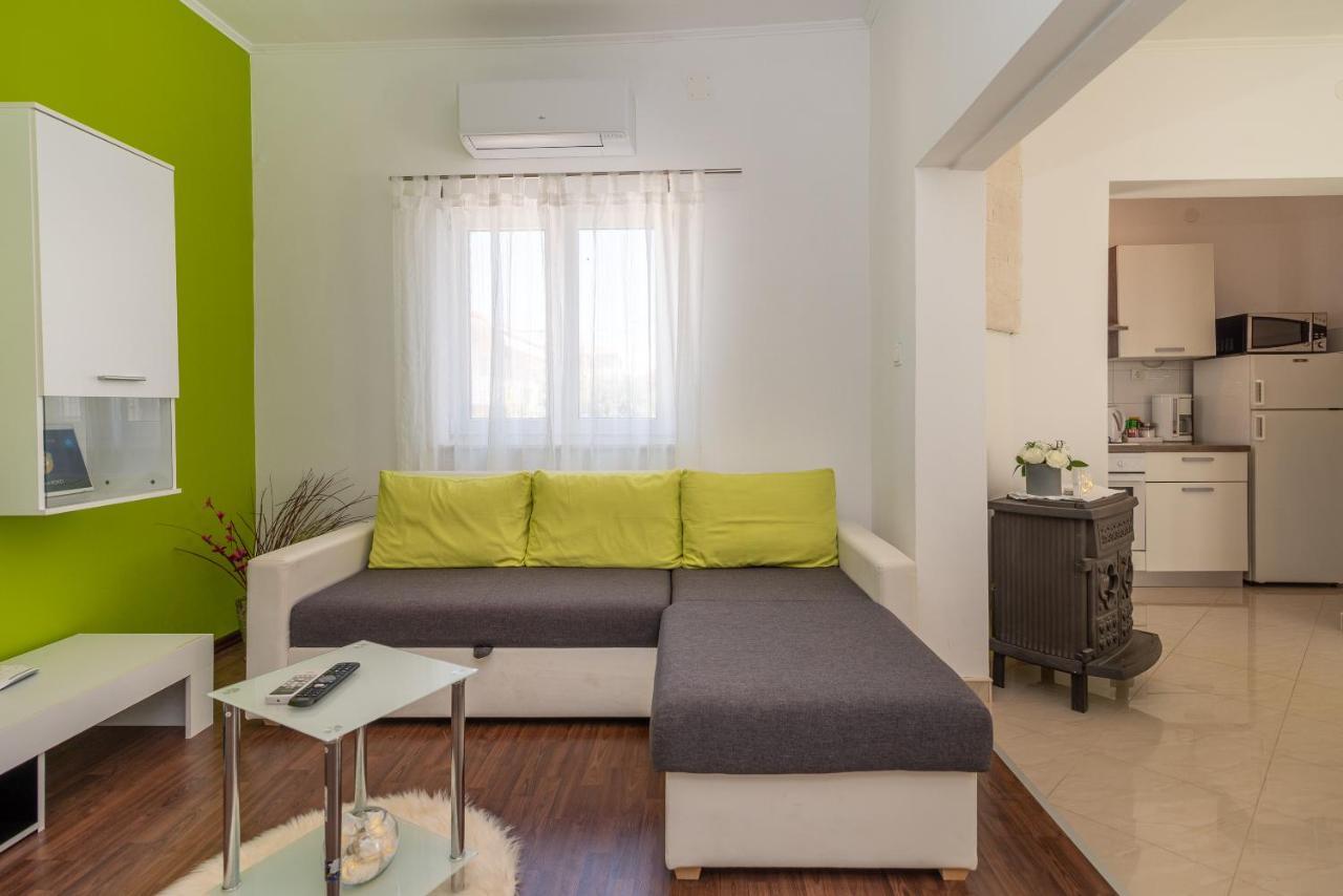 Apartment Roko Trogir Eksteriør billede